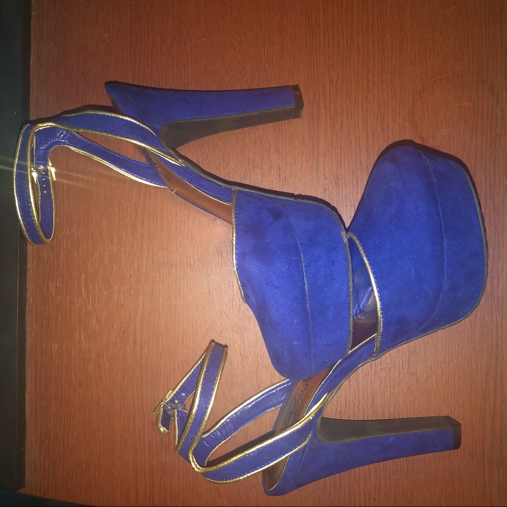 Women shoes